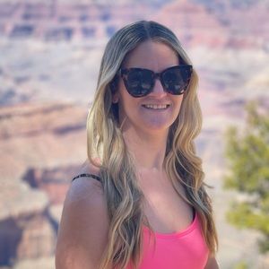 Meet your Posher, Rebecca